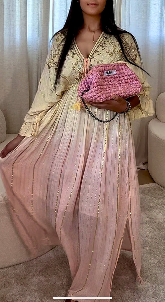 Robe MIRA